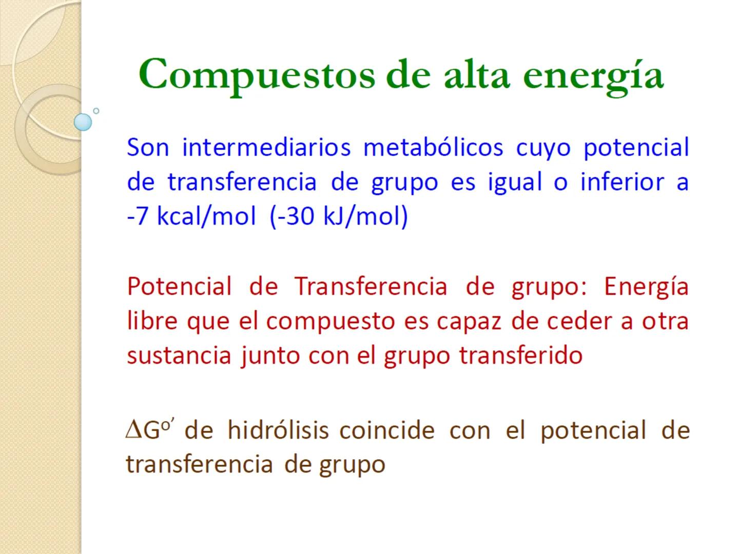 Bioenergética
• Objetivo: Describir las
transformaciones, intercambio y uso de
la ENERGÍA en los seres vivos. Introducción
Los seres vivos e