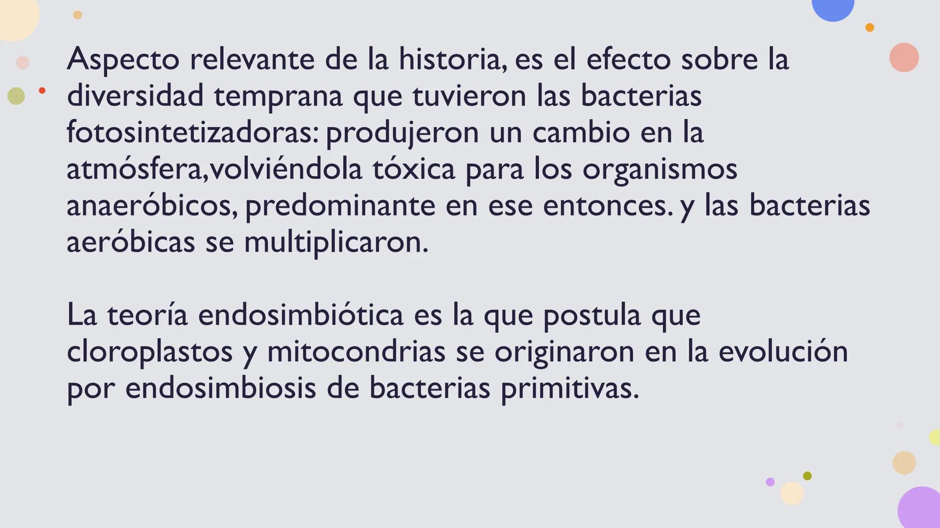 OBJETIVO DE LA CLASE:
•
Comprender que, en el ecosistema, los organismos ocupan
niveles tróficos de acuerdo con el modo en que obtienen su
a