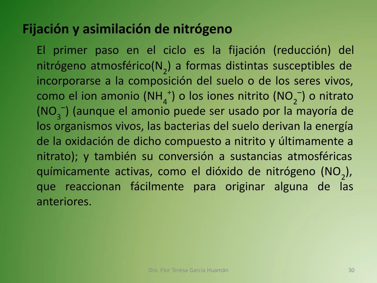 # CICLOS BIOGEOQUÍMICOS Se denomina ciclo biogeoquímico al movimiento de
cantidades masivas de carbono, nitrógeno, oxígeno,
hidrógeno, calci